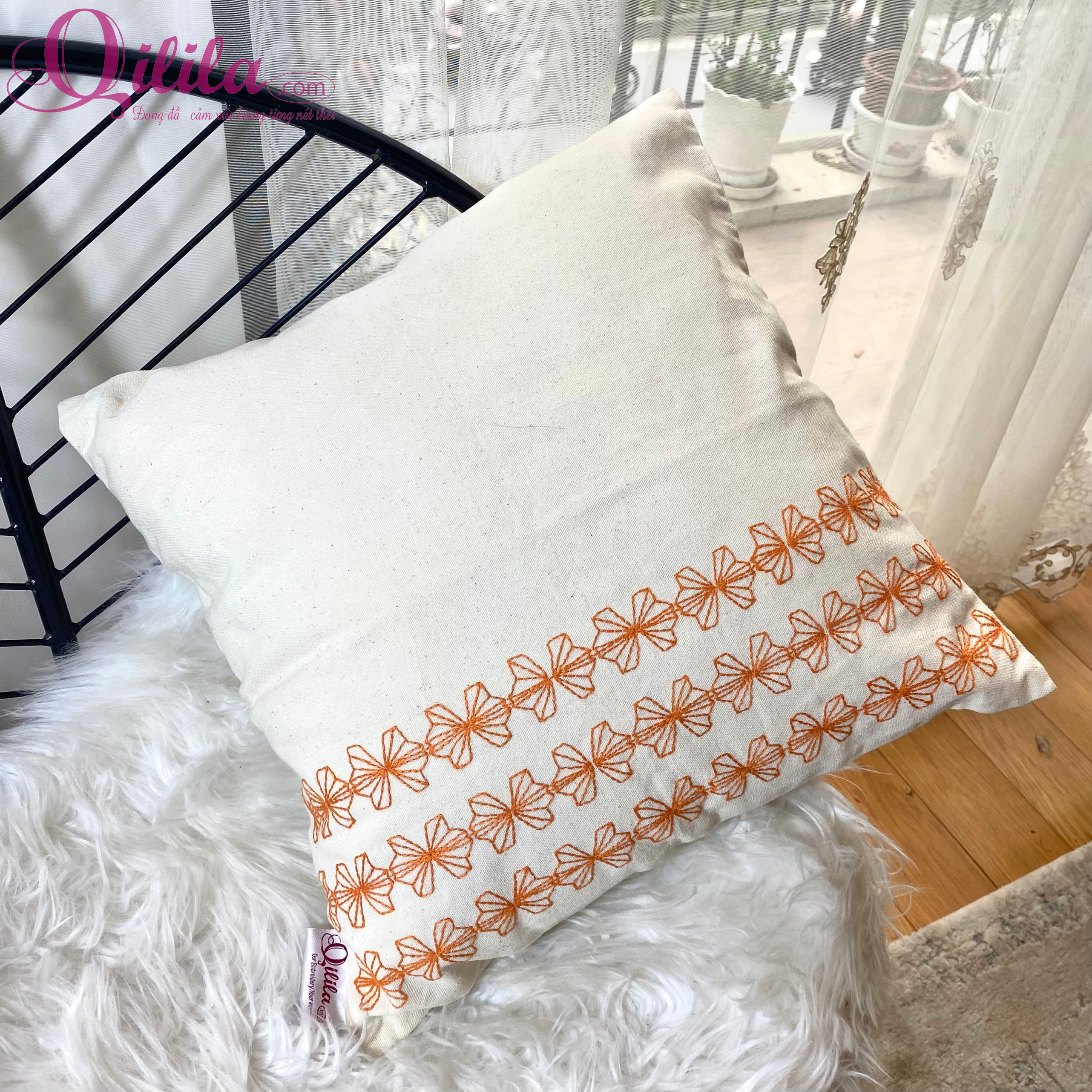 Simple embroidered pillow