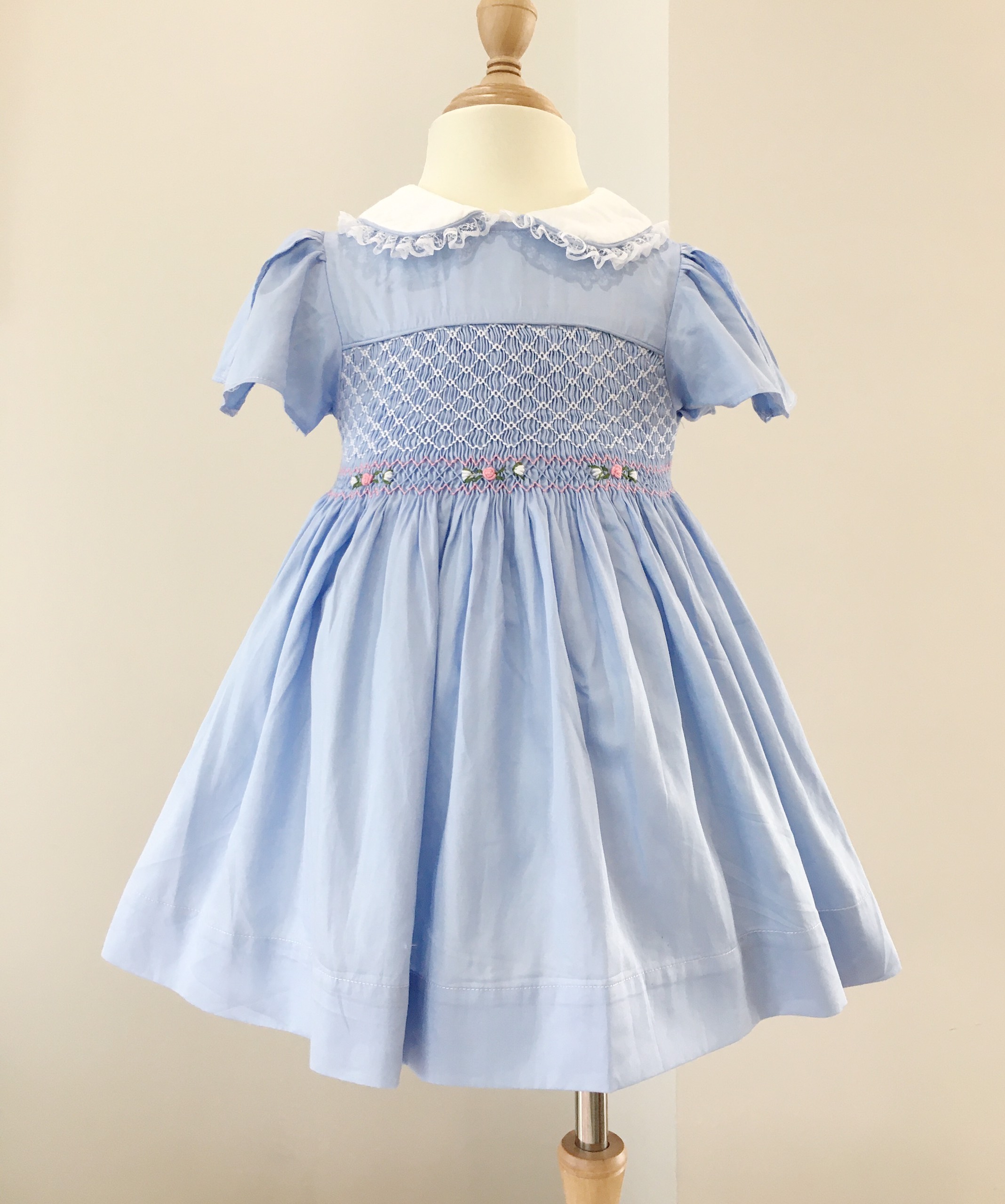Váy Smock Thêu Tay Họa Tiết Hoa Dành Cho Bé Gái - Xanh Sáng (Light Blue) - Kiểu 2
