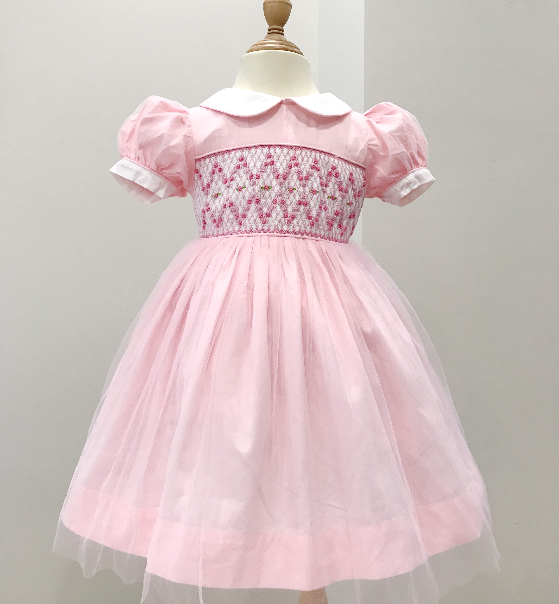 VÁY SMOCK THÊU TAY HỌA TIẾT HOA CHO BÉ GÁI - hồng - Kiểu 1