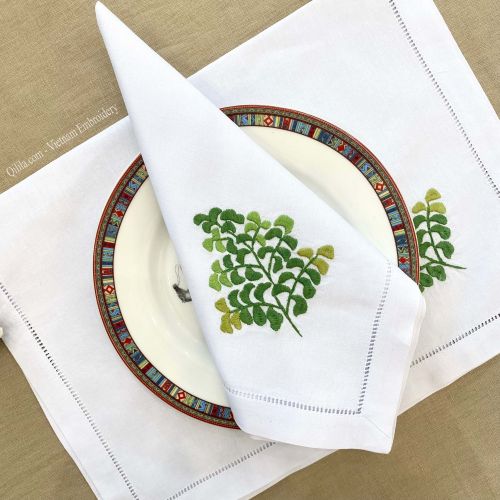 Leaft Embroidered Hemstitch Border Cotton/Linen Placemat And Napkin Sets