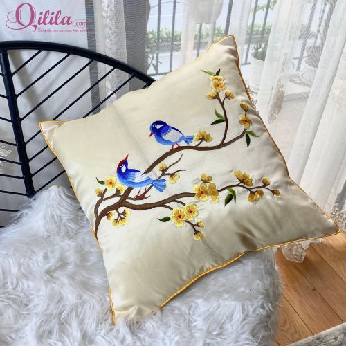 Embroidered tropical birds cushion covers